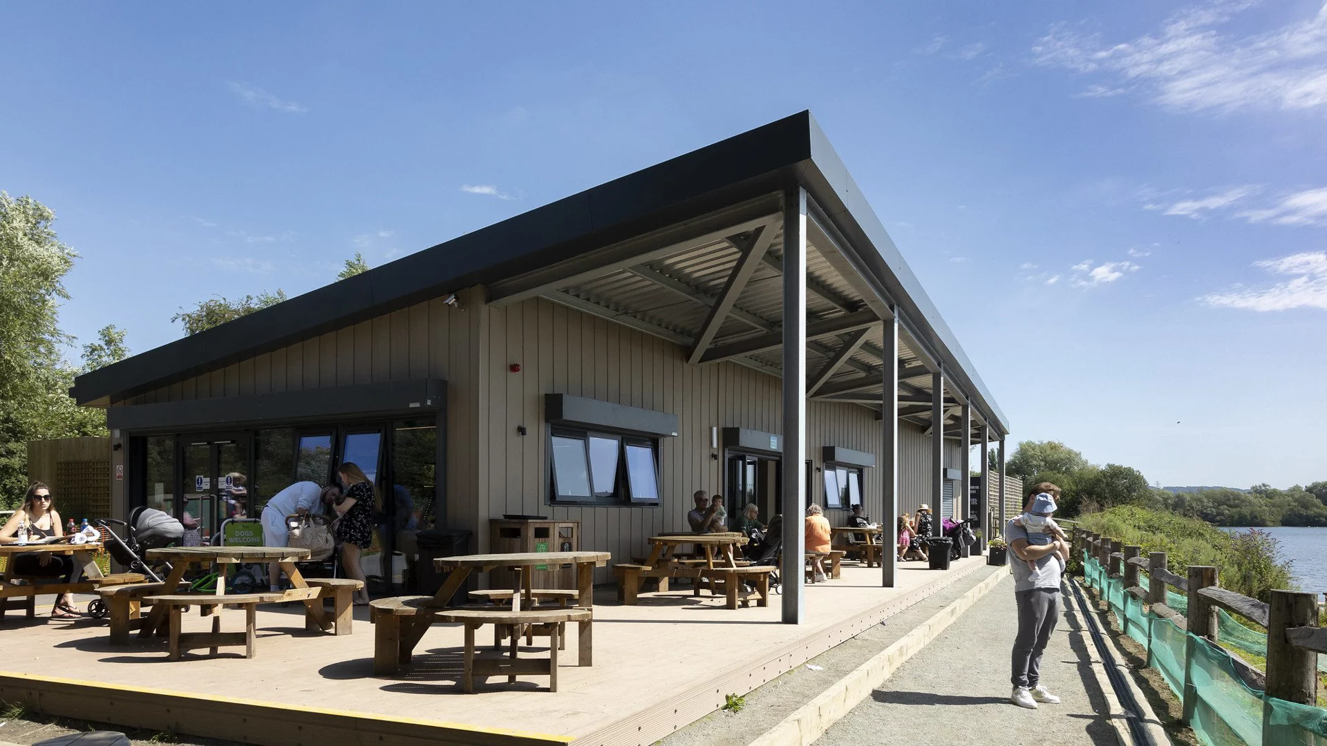 Leybourne Lakes Cafe