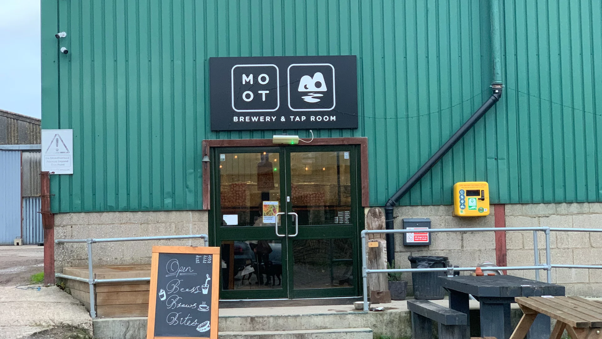 Moot Brewery and Tap Room