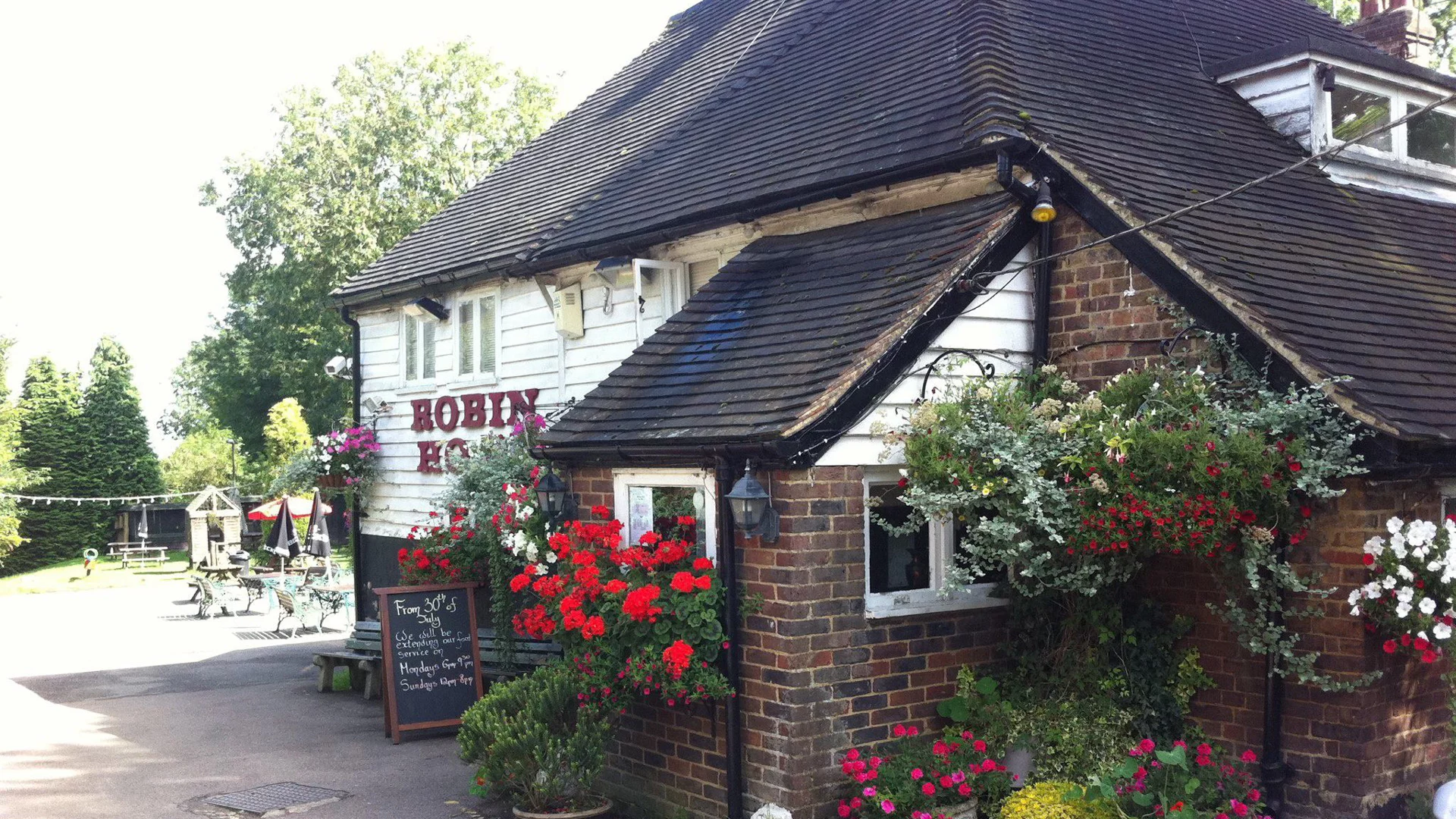 The Robin Hood Pub Blue Bell Hill